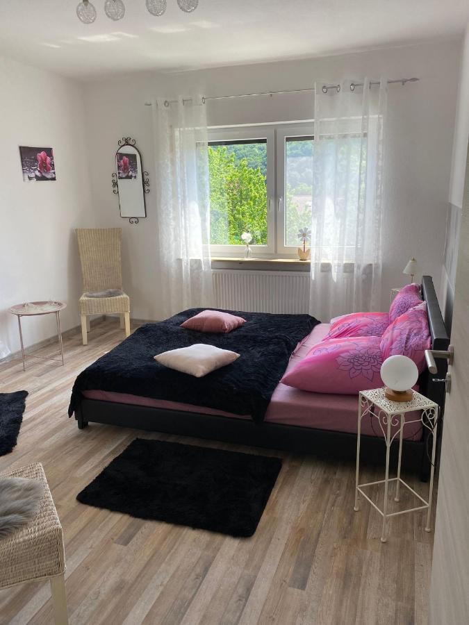 Ferienwohnung Zur Roni Treuchtlingen Buitenkant foto